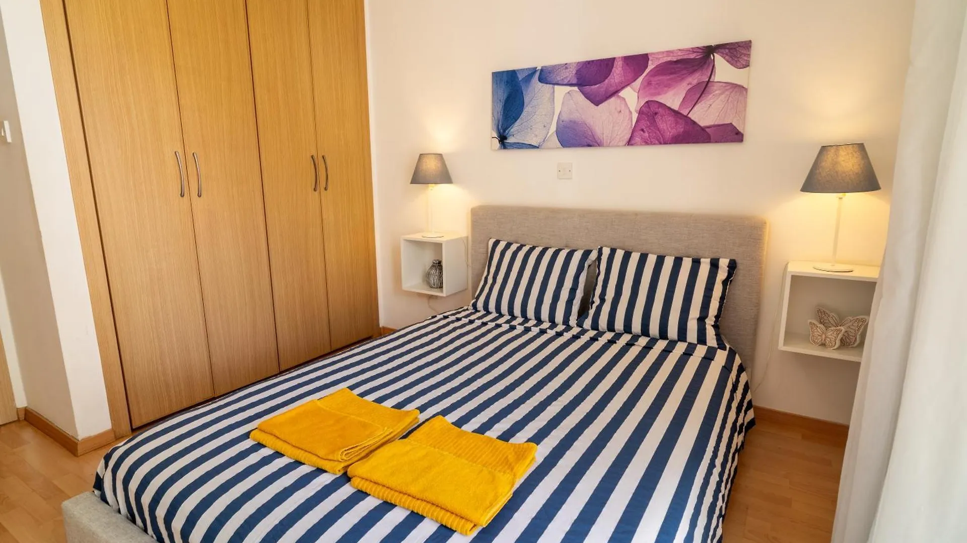 Blue Dawn Center Flat Apartment Larnaca